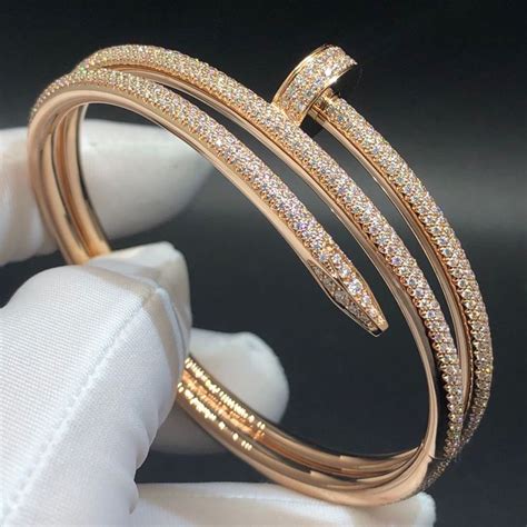 poids bracelet clou cartier|cartier nail bracelet original.